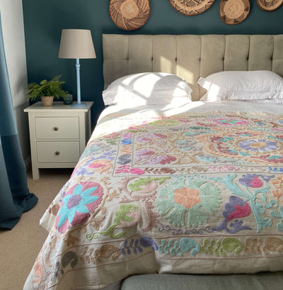 Pastel Cotton Suzani  Throw Bedspread 145 x 200 cm (XN0004)