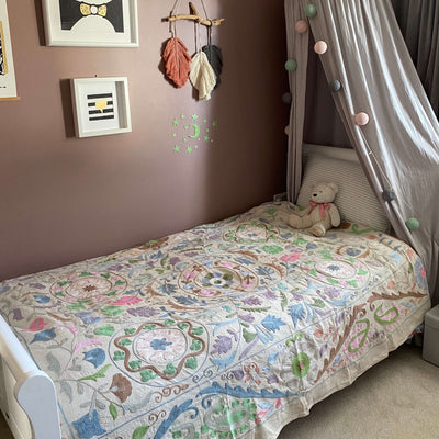 Pastel Cotton Suzani  Throw Bedspread 145 x 200 cm (XN00013)