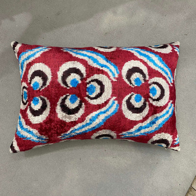 Velvet cushion cover - Red and Blue - 40 x 60 cm