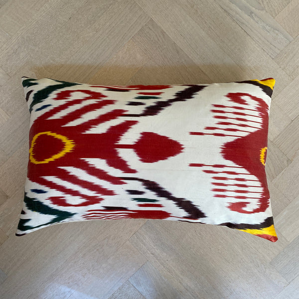 IKAT cushion cover -  Kilim - 40 x 60 cm