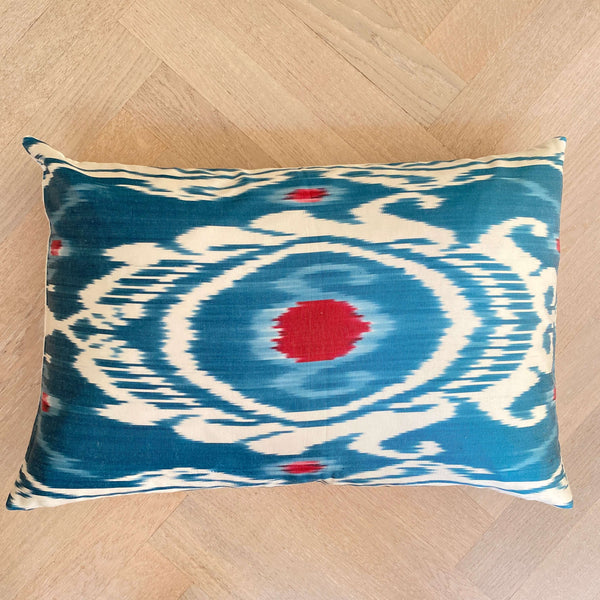 IKAT cushion cover - Blue and Red - 40 x 60 cm
