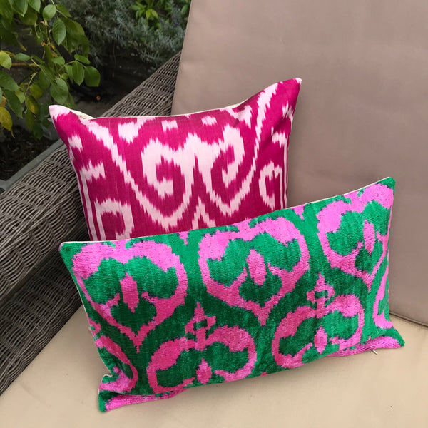 IKAT cushion cover - Bright Pink and Green - Velvet - 30 x 50 cm