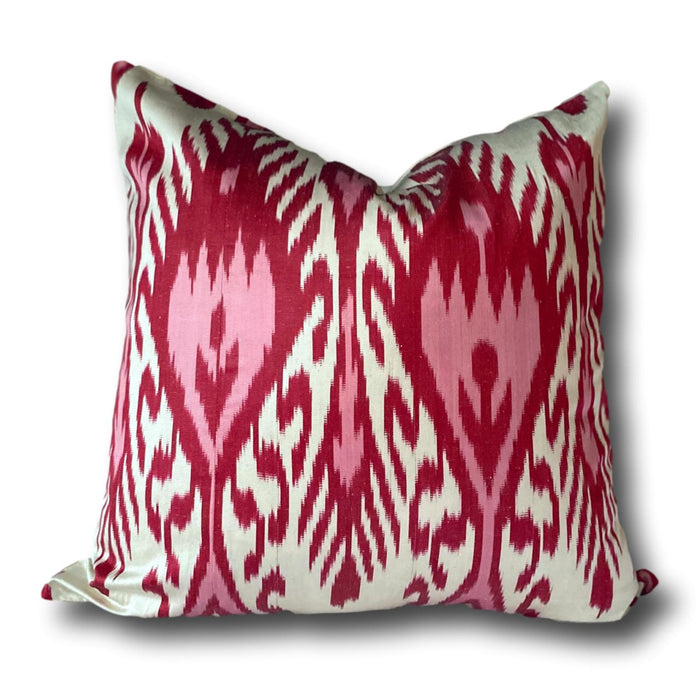 IKAT cushion cover - Red and Pink 50 x 50 cm