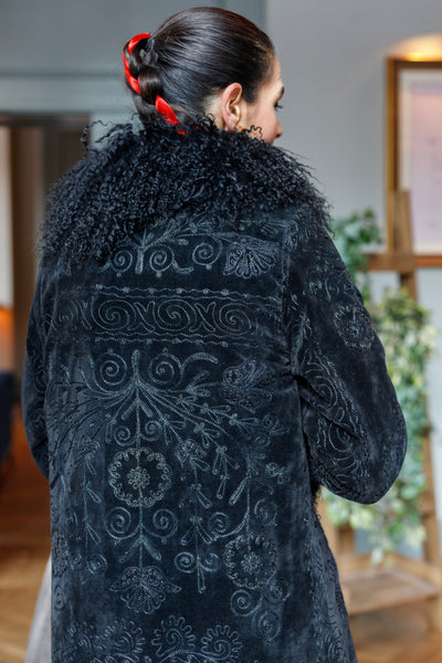 Embroidered Velvet Coat - Black