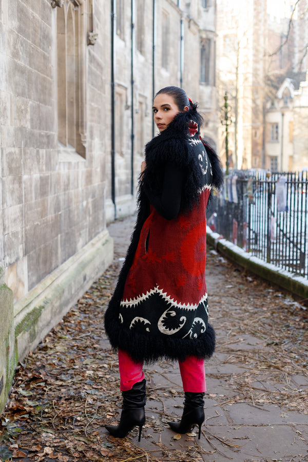 Vintage Suzani Gilet - Black/ Red