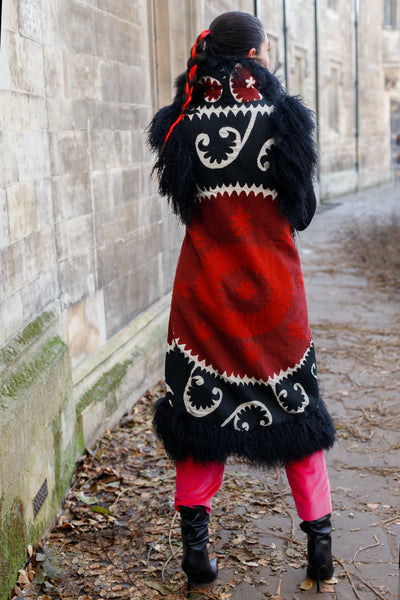 Vintage Suzani Gilet - Black/ Red