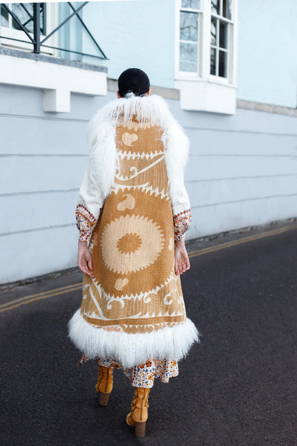 Vintage Suzani Gilet -Tan