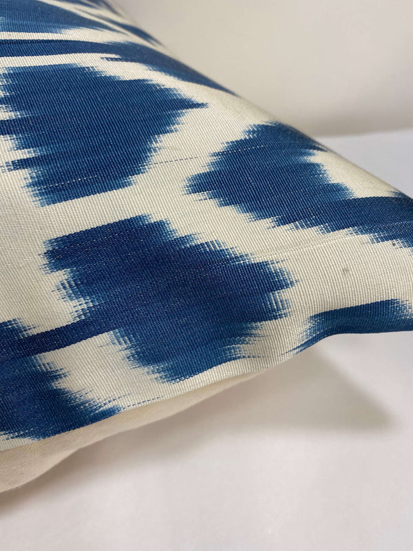 IKAT cushion cover - Navy Tribal - 50 x 50 cm